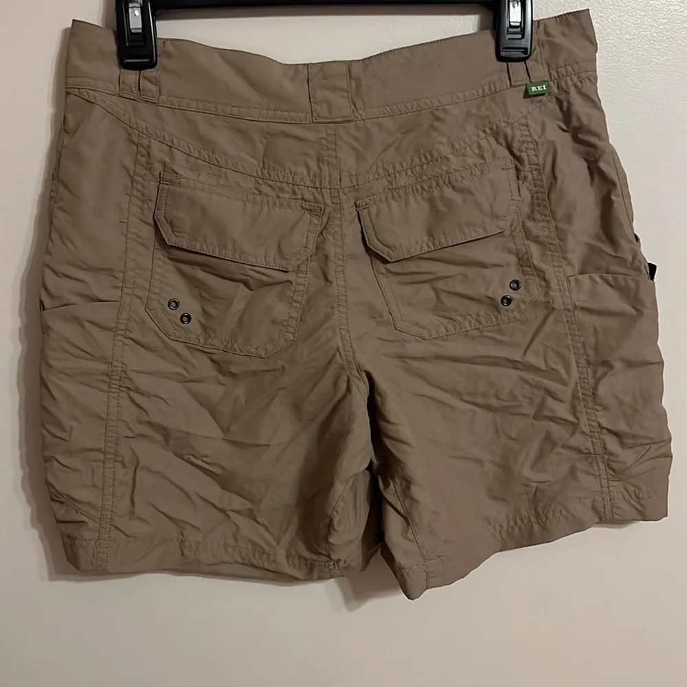 NWT REI‎ Sahara 7” Short W Raffia Size 6 Tan Hiking Outdoors Camping Gorpcore